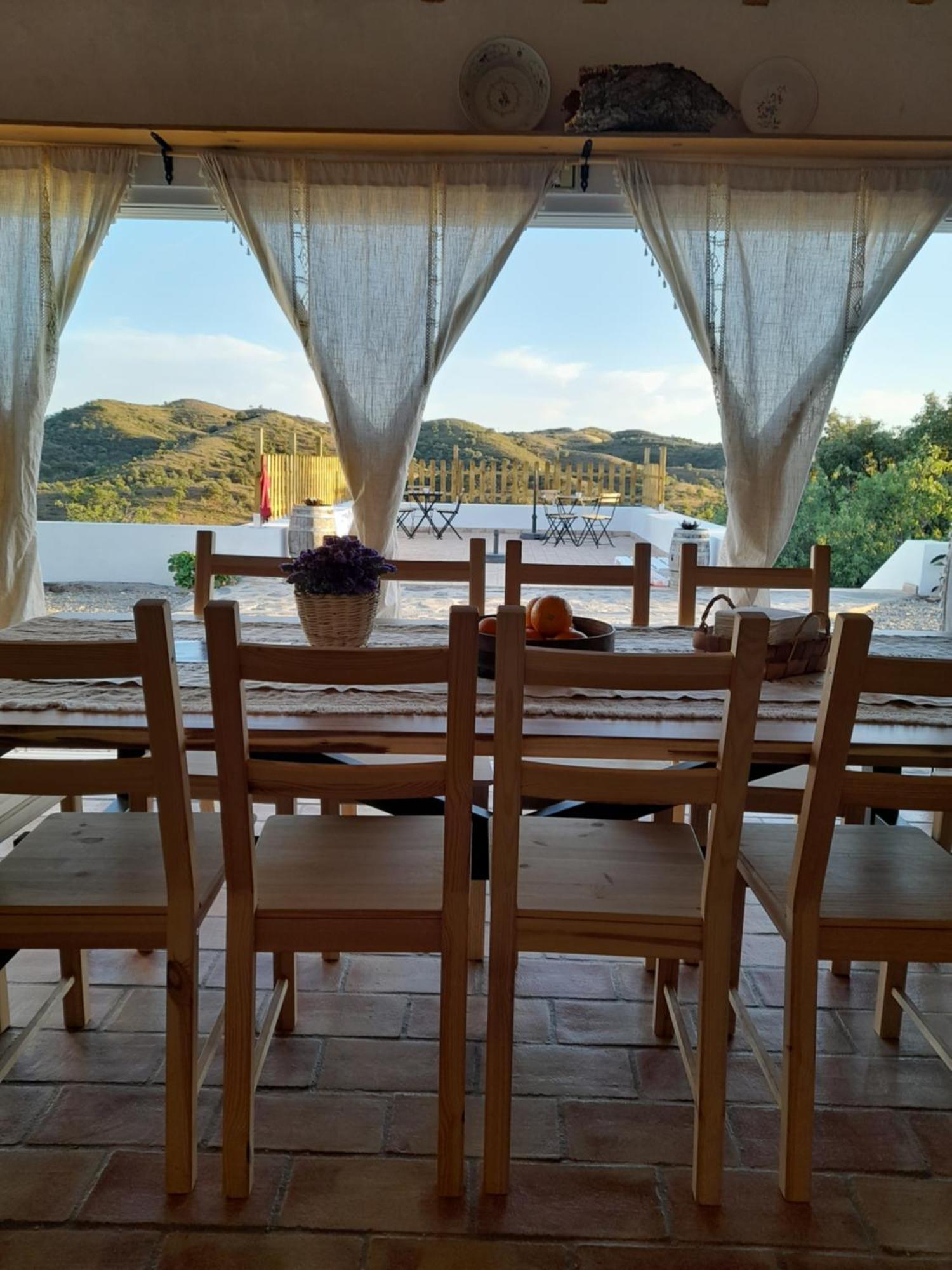 Farm stay Amendoa Alta Mora