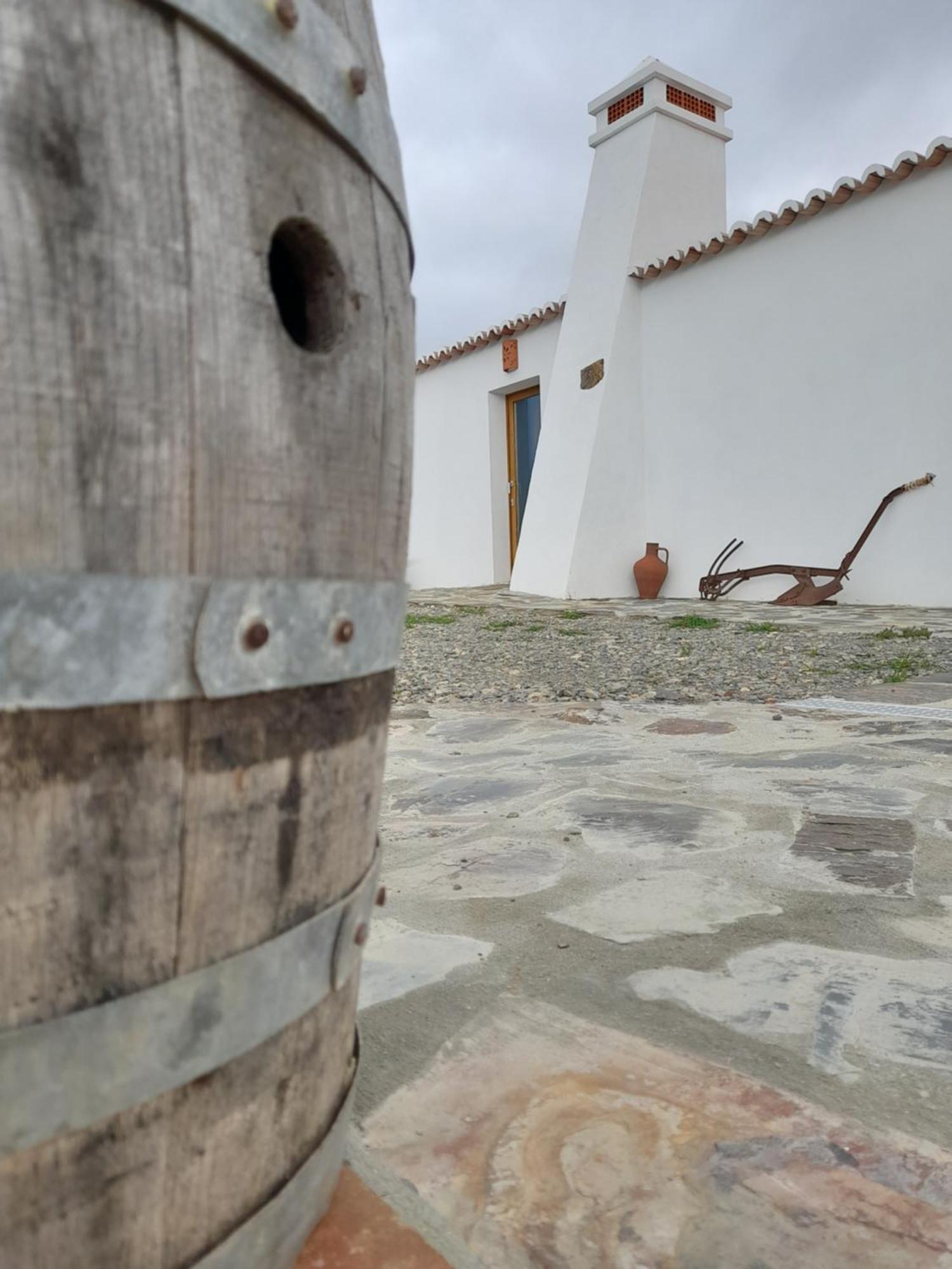 Farm stay Amendoa Alta Mora