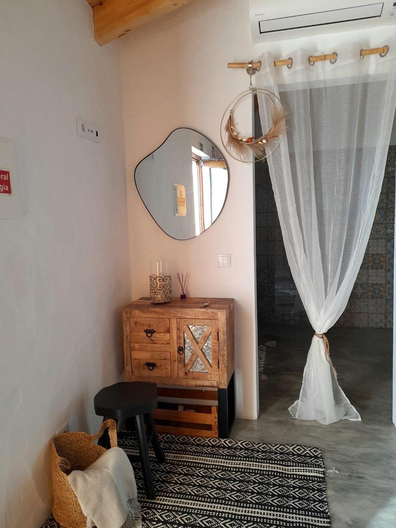 Farm stay Amendoa Alta Mora